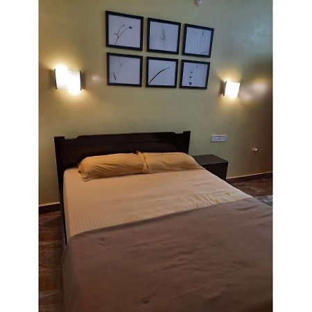 Beach Vibes Guest House Baga Exterior photo